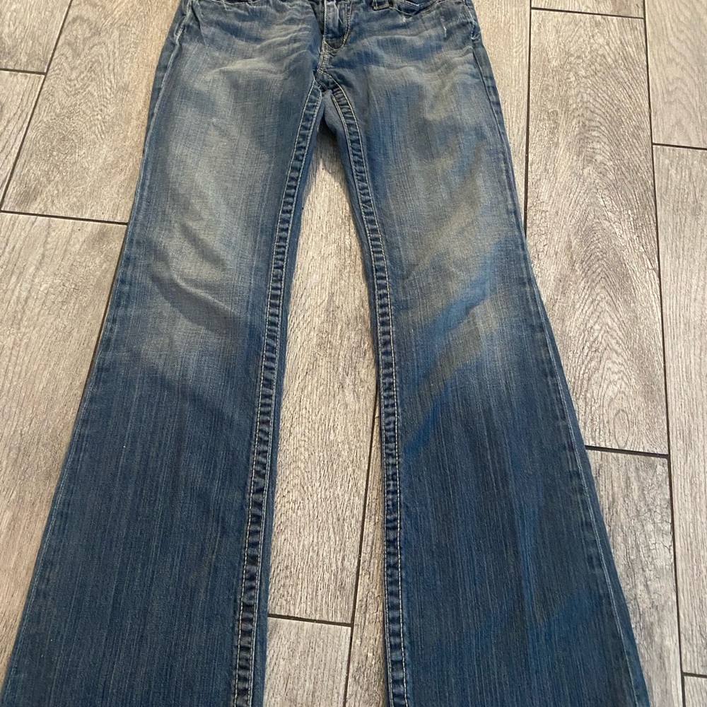Big star 
Sweet low boot
26L
Distressed denim 👖💗